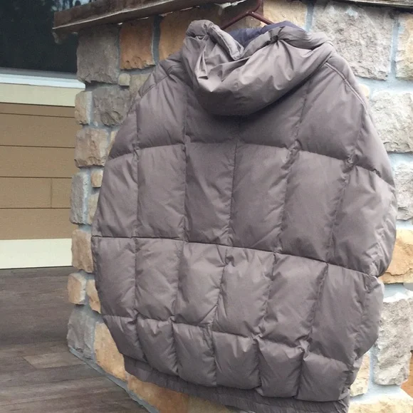 Sorel down vest ski resort cabin lodge cowgirl travel rodeo Christmas festival - Picture 3 of 11